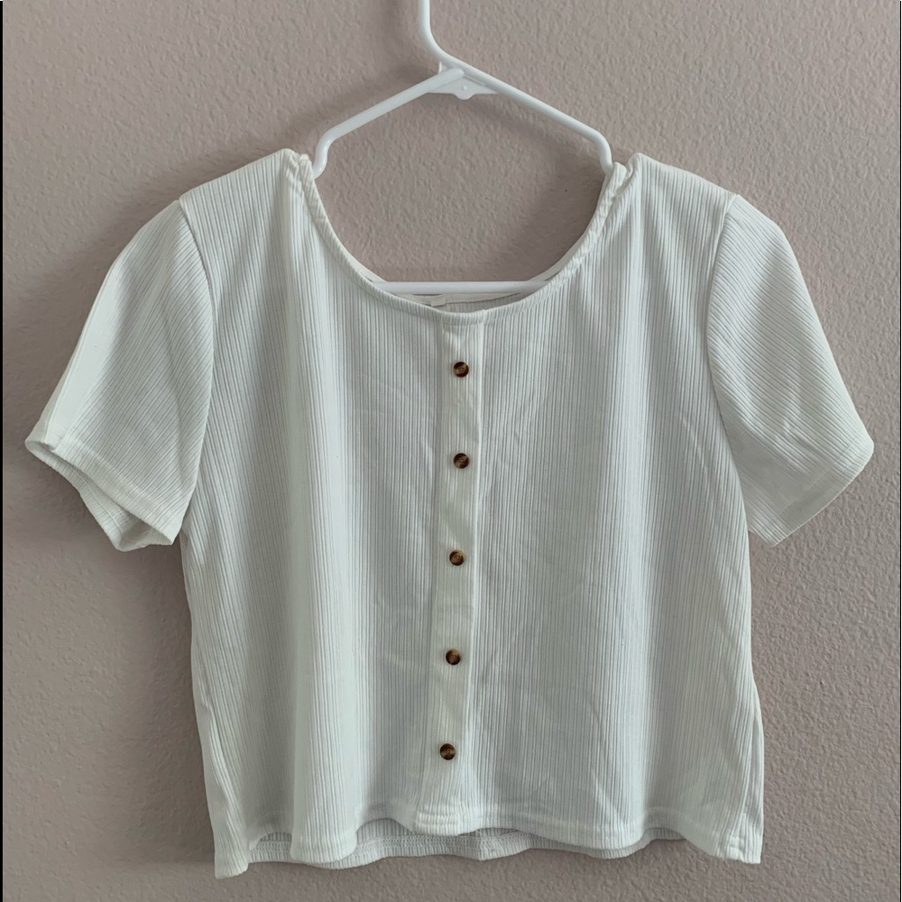 cropped white button tee